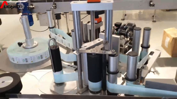 Automatic Labeling Machine
